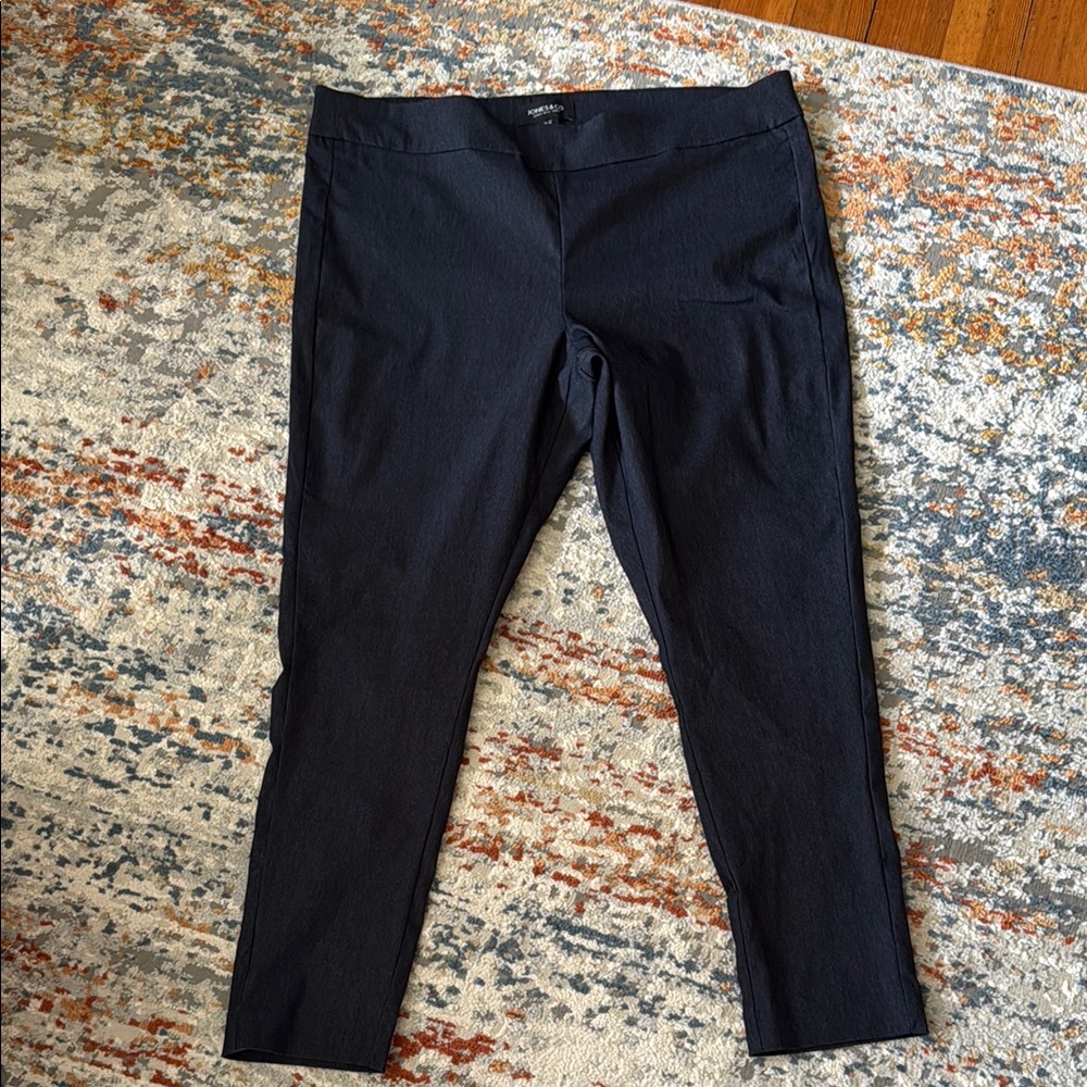 Jones New York Navy Ankle Pants